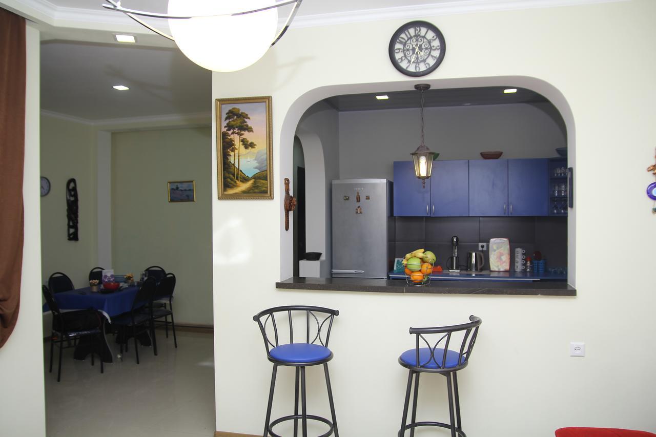 Guesthouse Different 第比利斯 外观 照片