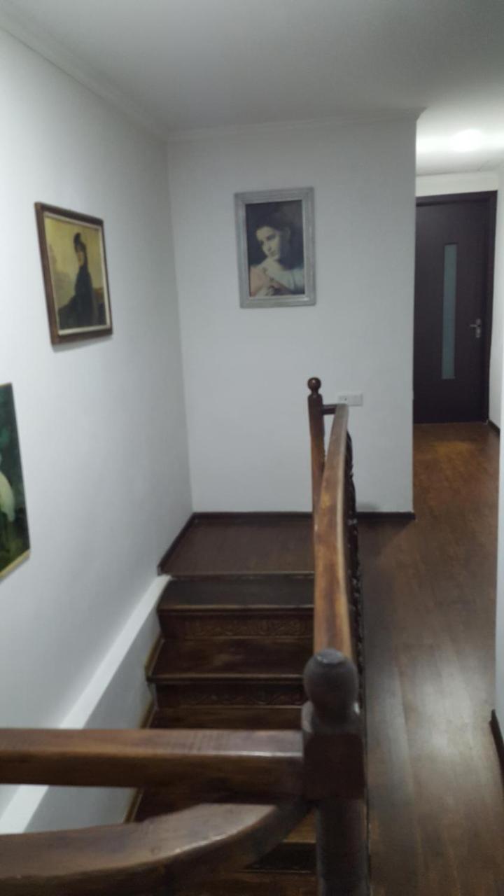 Guesthouse Different 第比利斯 外观 照片