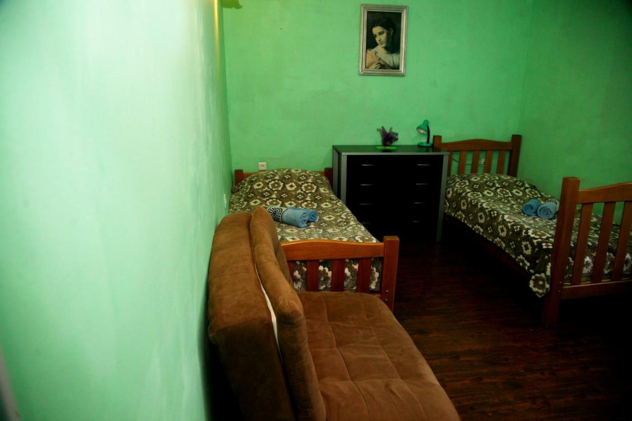 Guesthouse Different 第比利斯 外观 照片