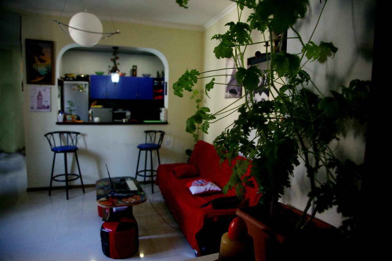 Guesthouse Different 第比利斯 外观 照片