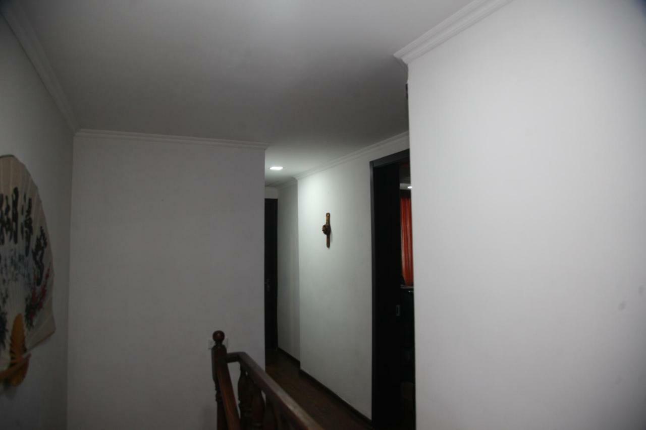 Guesthouse Different 第比利斯 外观 照片