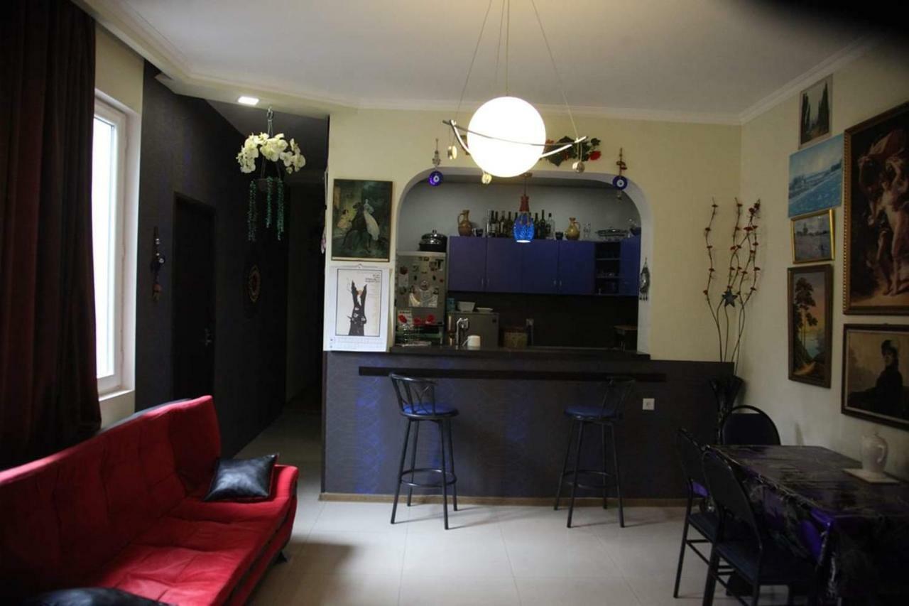 Guesthouse Different 第比利斯 外观 照片