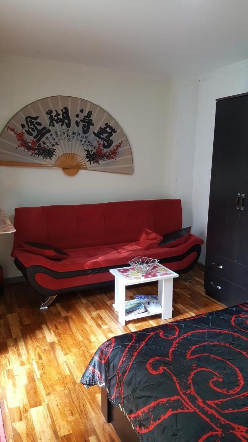 Guesthouse Different 第比利斯 外观 照片